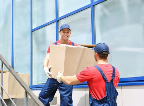 Movers in Kingston preparing a local home relocation
