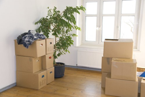 Local moving van serving Kingston and nearby areas