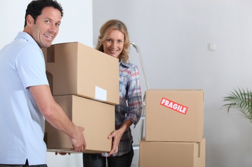 Local Kingston moving truck for residential and commercial relocations