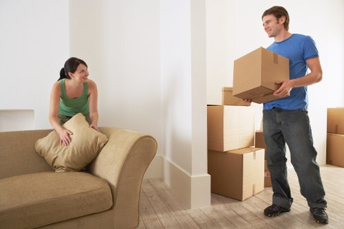 Keyboard navigation focus on a Kingston Removals webpage
